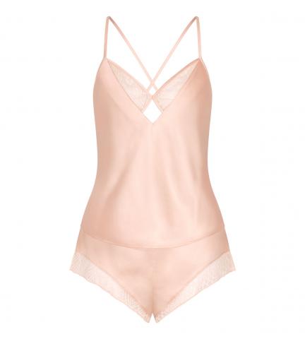 TRIUMPH_A Weekend to Remember_Komplet_Porcelain_190 zł