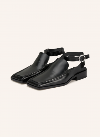 BREUNINGER.COM_ALAÏA_Mokasyny_4 620 zł