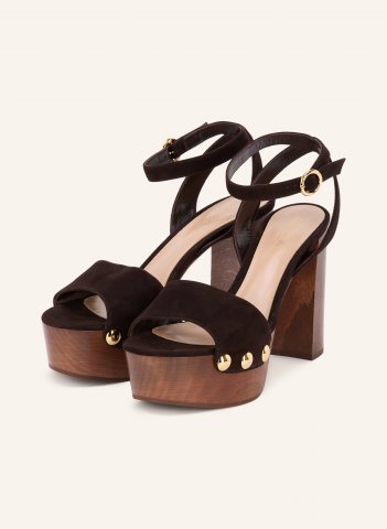 BREUNINGER.COM_GIANVITO ROSSI_Sandały na płaskiej podeszwie CAMOSCIO_4 190 zł