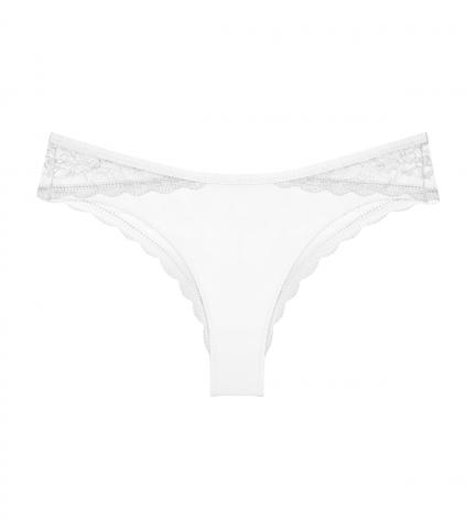 TRIUMPH_Comfort Allure Brazilian_White_90 zł